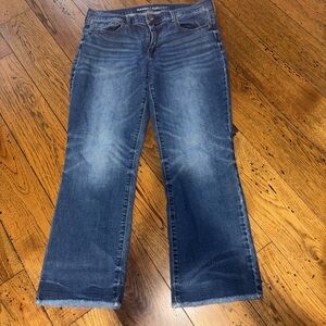 Old Navy Women's Mid Rise Medium Blue Flare Capri Jeans Size 8